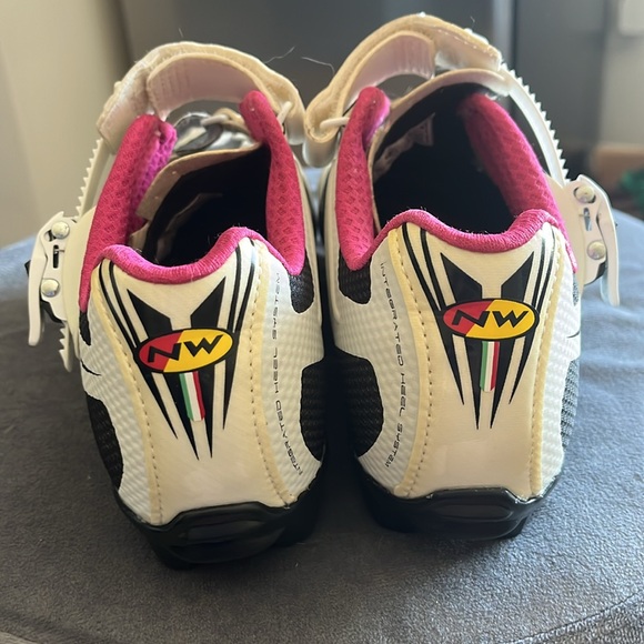 Northwave clip in bike shoes women’s size 37 - Picture 2 of 8